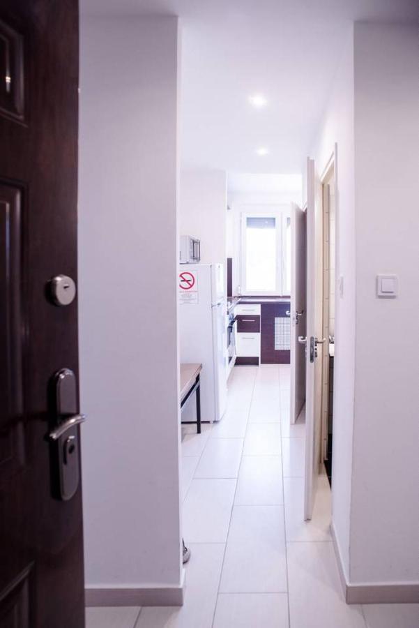 Peaceful, Cozy And New Apartment With Balcony 부다페스트 외부 사진