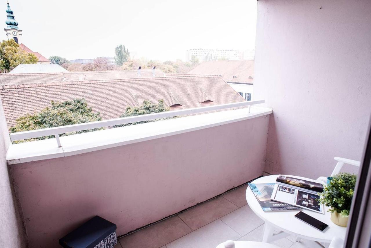 Peaceful, Cozy And New Apartment With Balcony 부다페스트 외부 사진