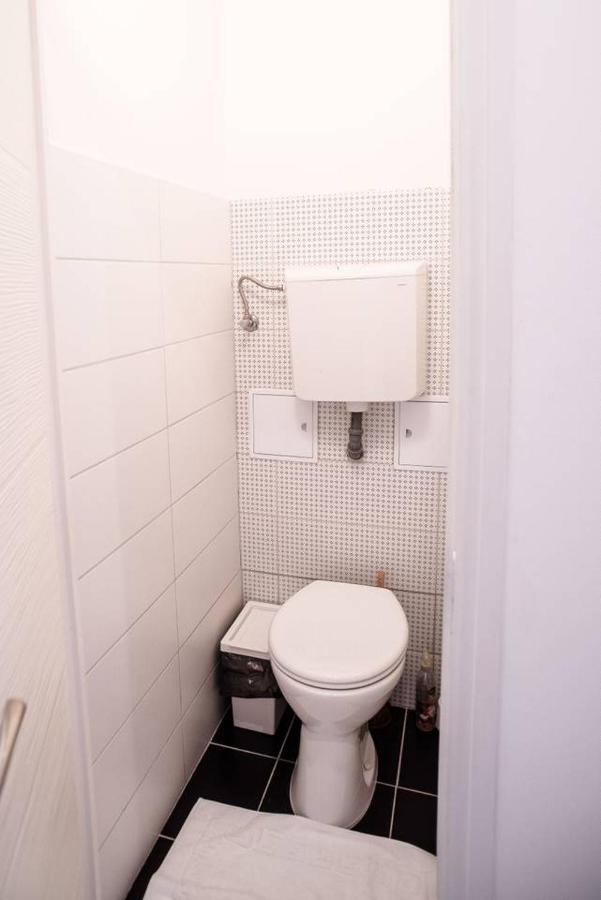 Peaceful, Cozy And New Apartment With Balcony 부다페스트 외부 사진